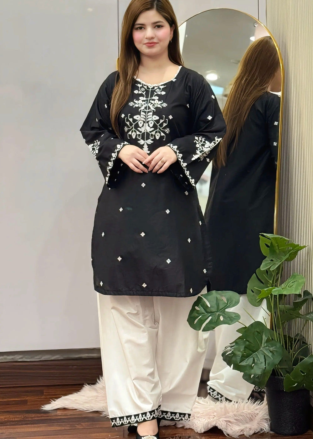 Laaj stitched eastern suit by Tehzeeb Libas (view 4)