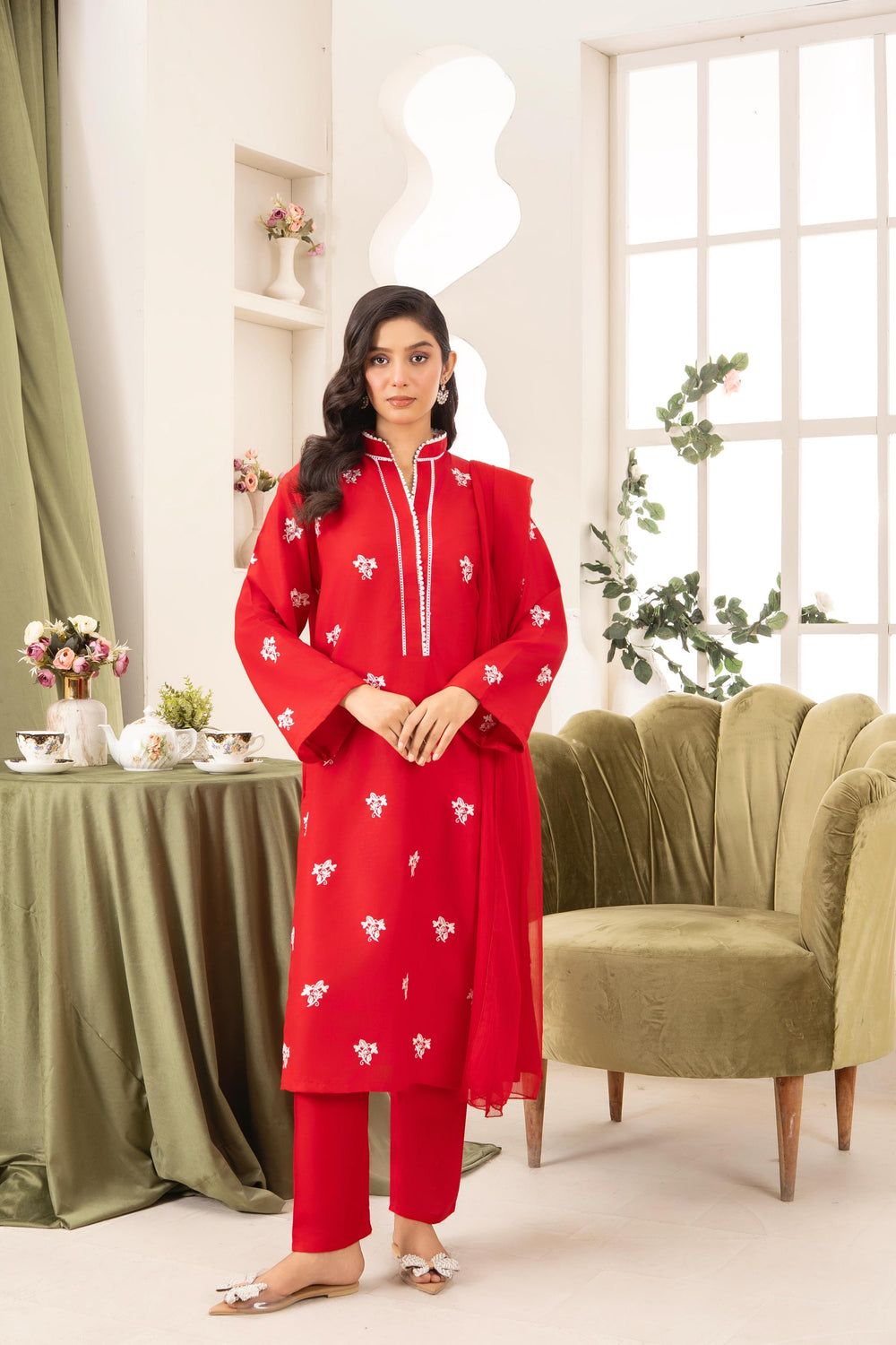 LILLY EMBROIDERY 3PC royal lifestyle collections