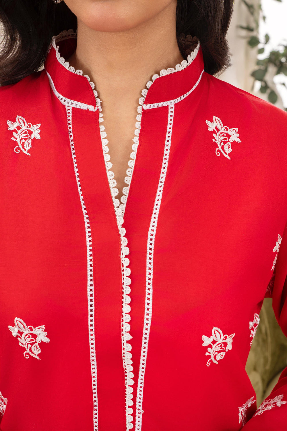LILLY EMBROIDERY 3PC royal lifestyle collections