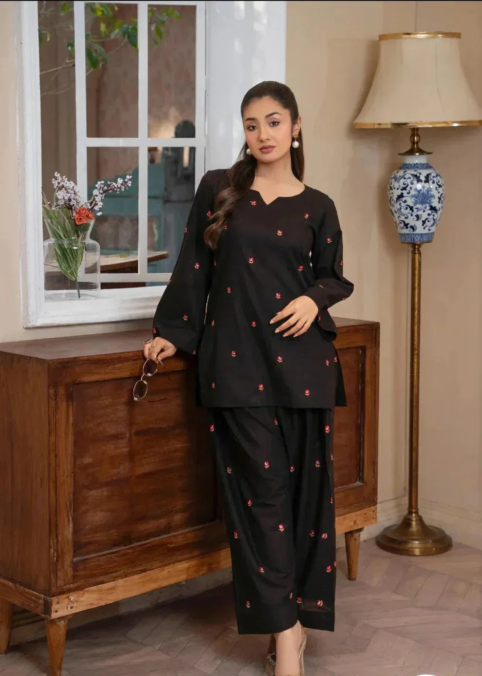 Flower-Petal Furshi Shalwar 3pc royal lifestyle collections