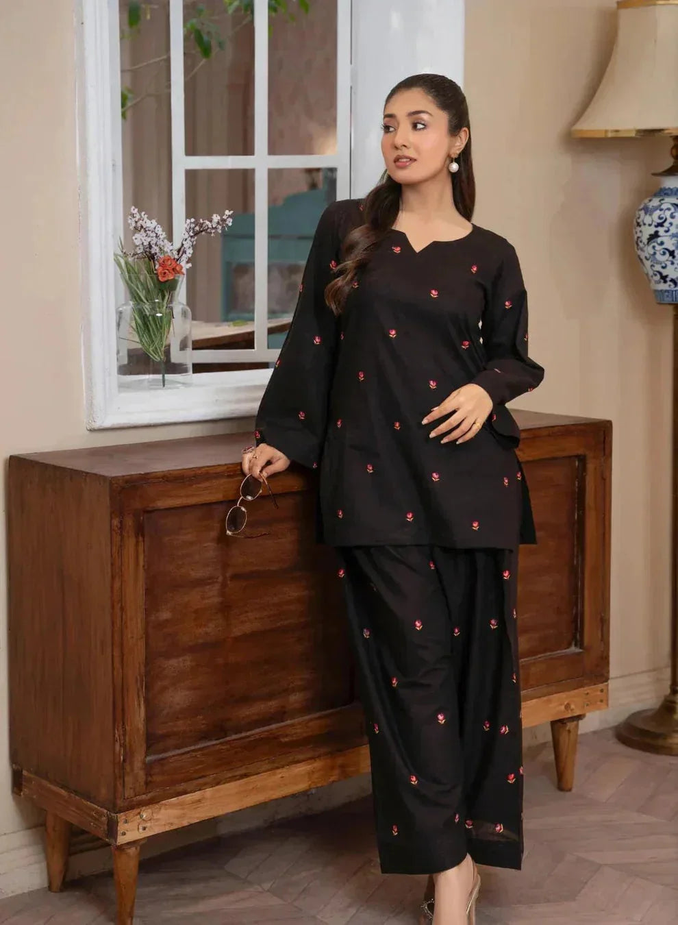 Flower-Petal Furshi Shalwar 2pc royal lifestyle collections