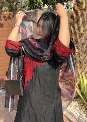 Mahi embroidered 3-piece festive suit by Tehzeeb Libas (view 3)