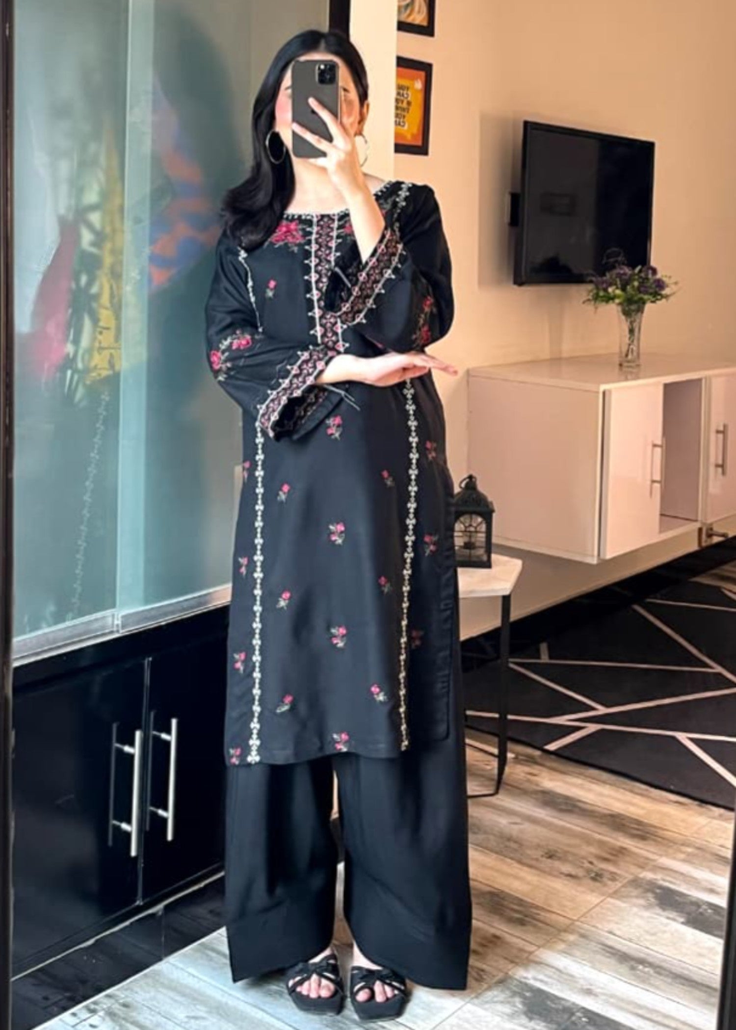 Luxury embroidered 2-piece suit with farshi by Tehzeeb Libas (view 3)