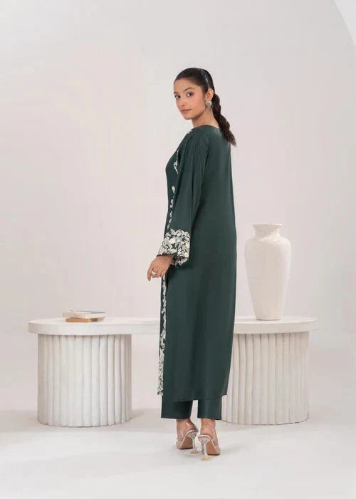 Royal Green Margarita Embroidered 2pcs Royal Lifestyle Collections