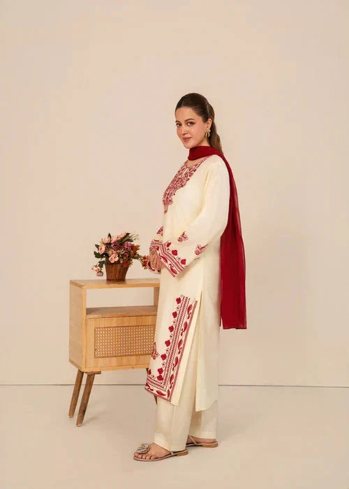 Royal Laal Bahar Embroidered 3PC royal lifestyle collections
