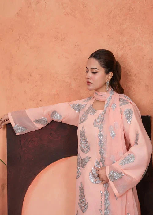 Royal Zirwah Peach 3PC royal lifestyle collections