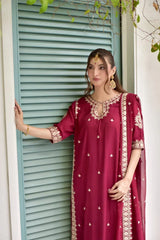 MUSHK EMBROIDED 3PC Royal Lifestyle Collections